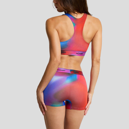 Dayana wears a sise S