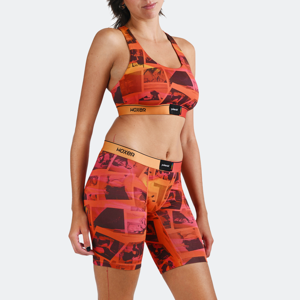 Nuria wears a size M