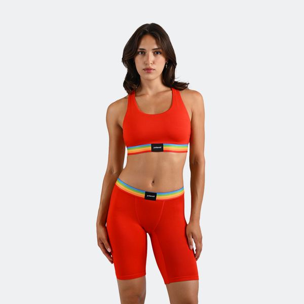 Dayana wears a size S