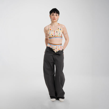 Anna wears a size S