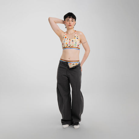 Anna wears a size S