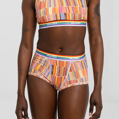 Bailey wears a size S