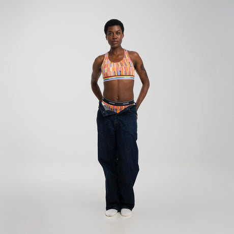 Bailey wears a size S