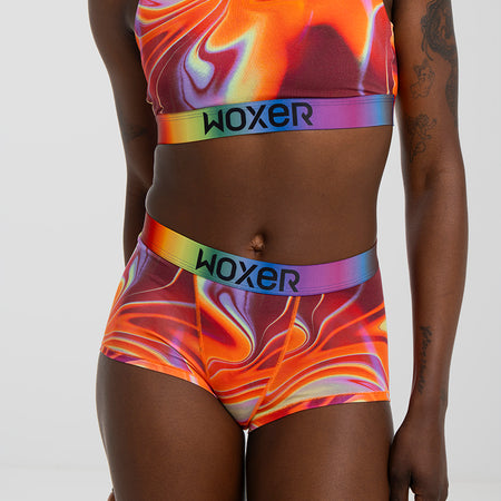 Bailey wears a size S