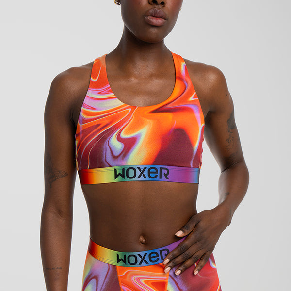 Bailey wears a size S