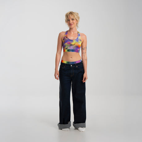 Kez wears a size S