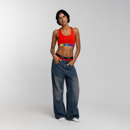 Kawa wears a size S