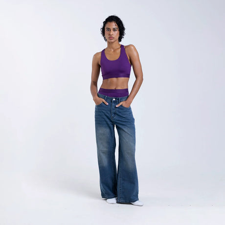 Kawa wears a size S