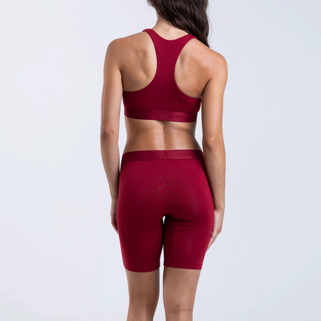 Dayana wears a size S