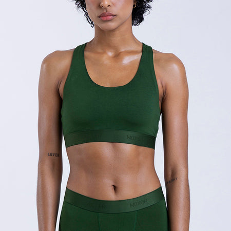 Kawa wears a size S