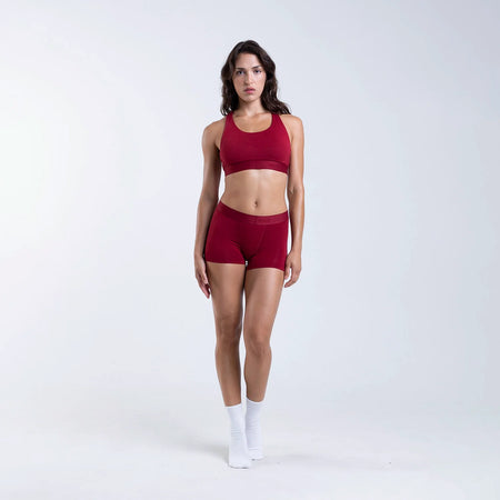 Dayana wears a size S