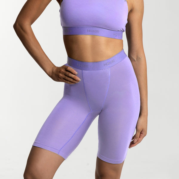 Dayana wears a size S