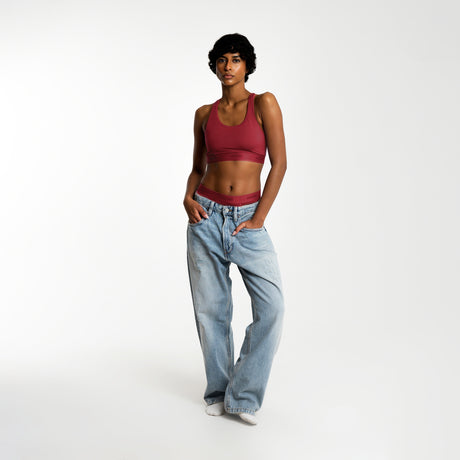 Kawa wears a size S