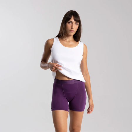 Dayana wears a size S