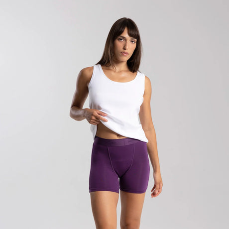 Dayana wears a size S