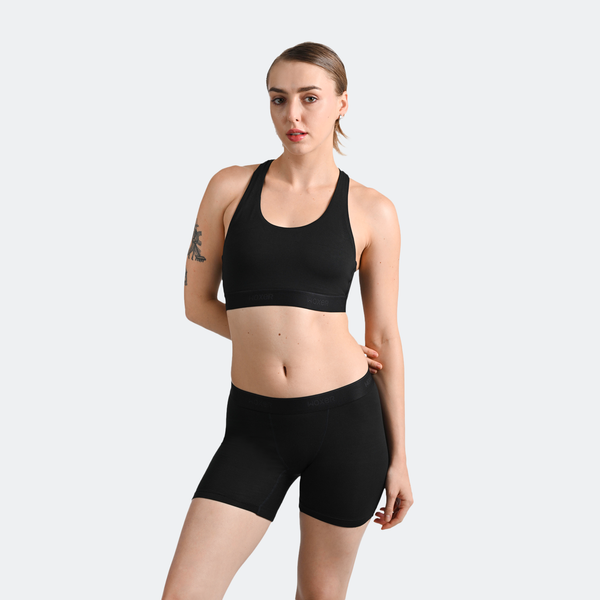 Kaytie wears a size S