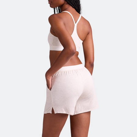 Maelyn wears a size M