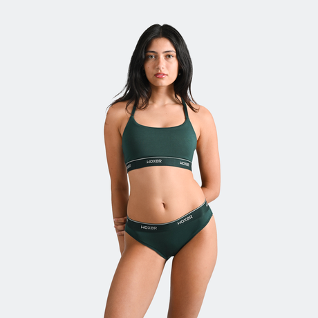 Maya wears a size S