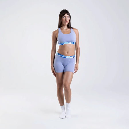 Dayana wears a size S