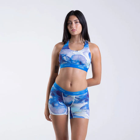 Maya wears a size S