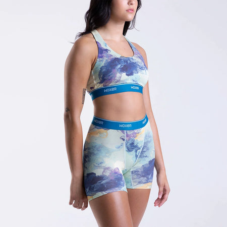 Maya wears a size S