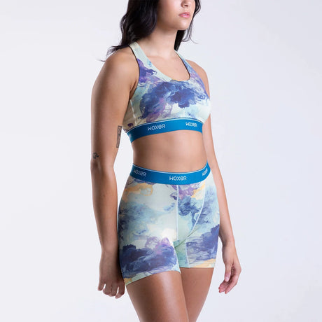 Maya wears a size S