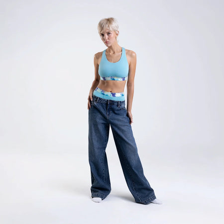 Sofia wears a size S