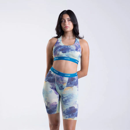 Maya wears a size S