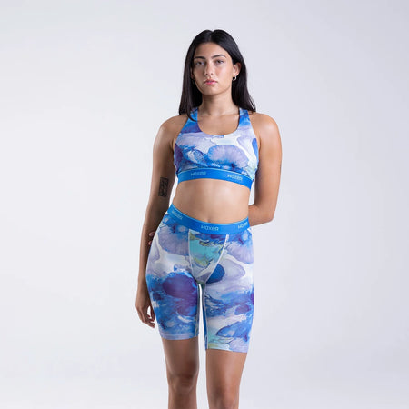 Maya wears a size S