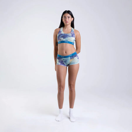 Maya wears a size S