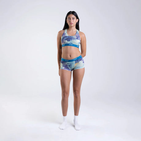 Maya wears a size S