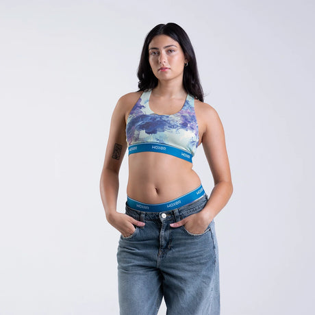 Maya wears a size S