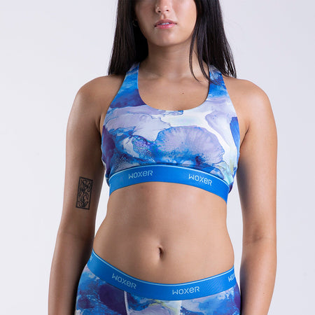 Maya wears a size S