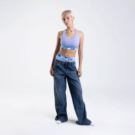 Sofia wears a size S