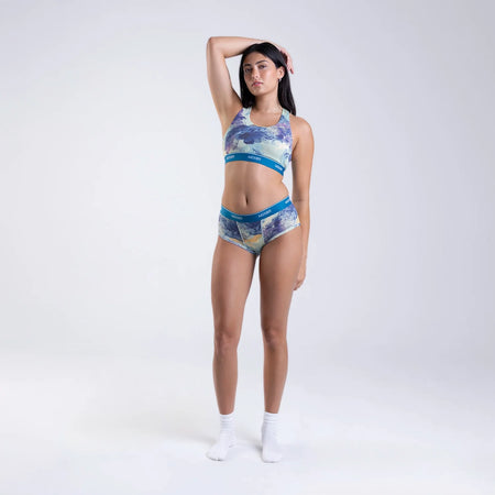 Maya wears a size S