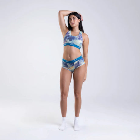 Maya wears a size S