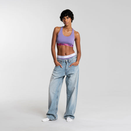 Kawa wears a size S