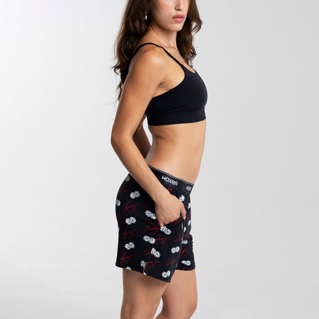 Dayana wears a size S