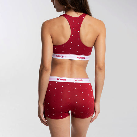 Dayana wears a size S